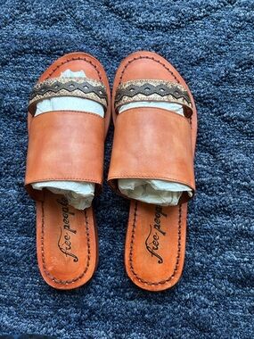 Free People Cognac Leather Slide Mules sandals with Embroidered Strap Size 8